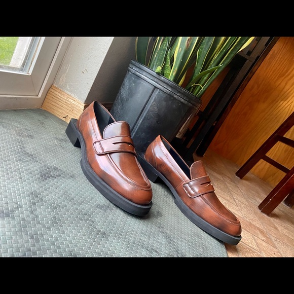 Charles David | Delusion Platform Loafer in Tan Leather | size 8.5 - Picture 2 of 11